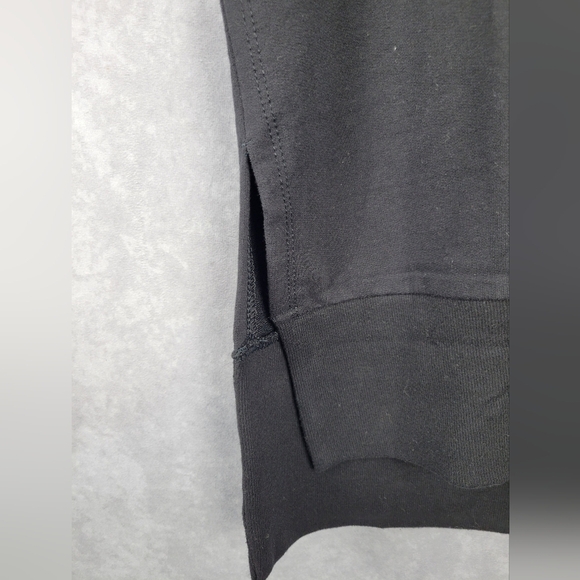 ATHLETA Retroterry V-Neck Sweatshirt Tee Sweater Vest Ivory In Black Size M‎ - Picture 9 of 15